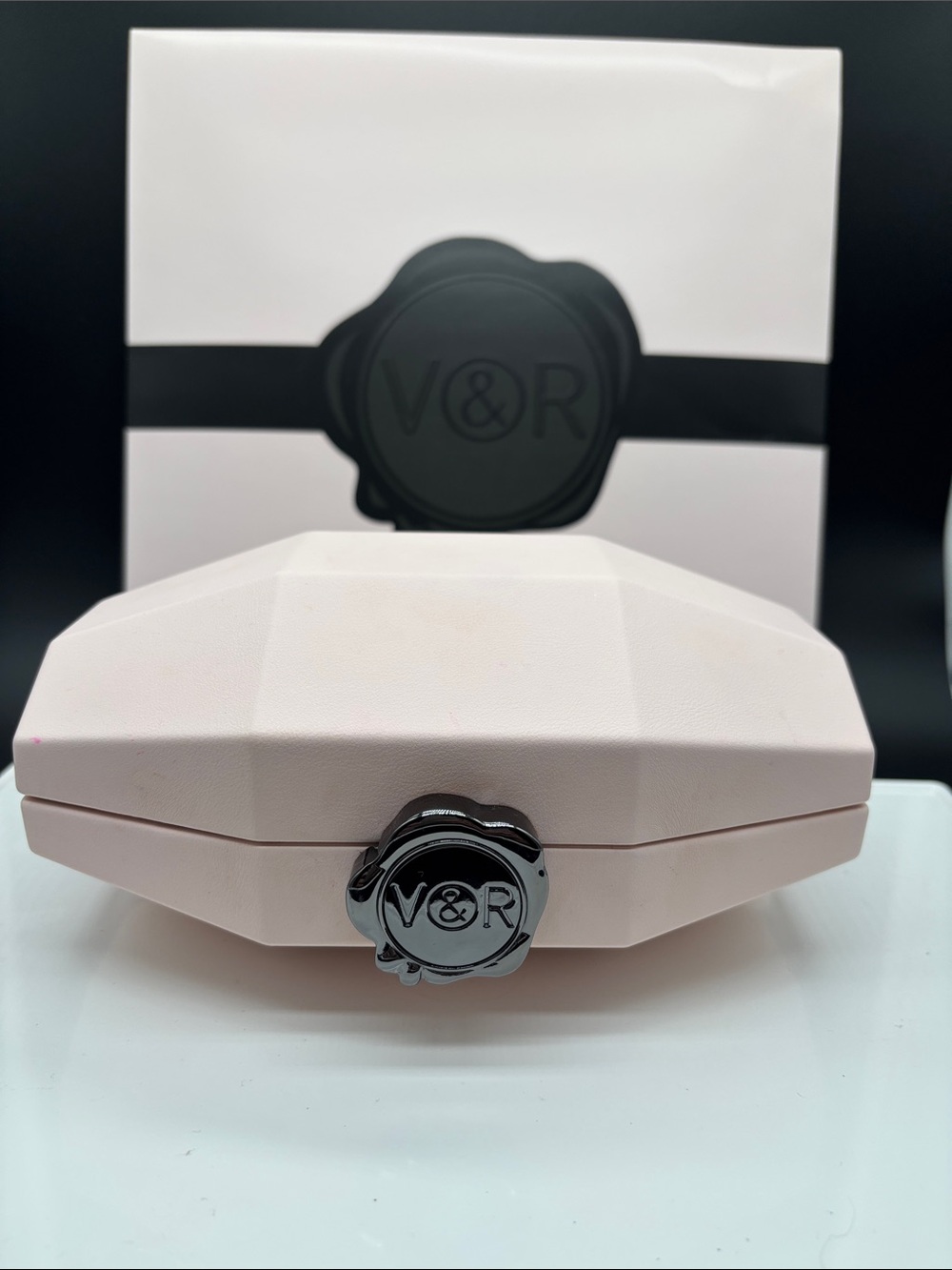 Viktor & Rolf Flowerbomb case/purse